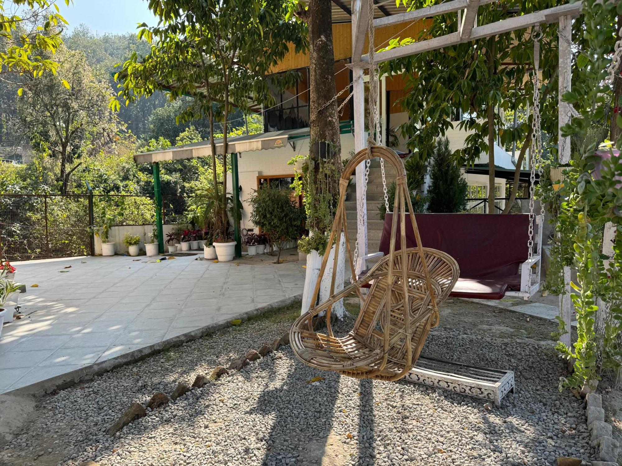 Saraiville Dehradun Extérieur photo