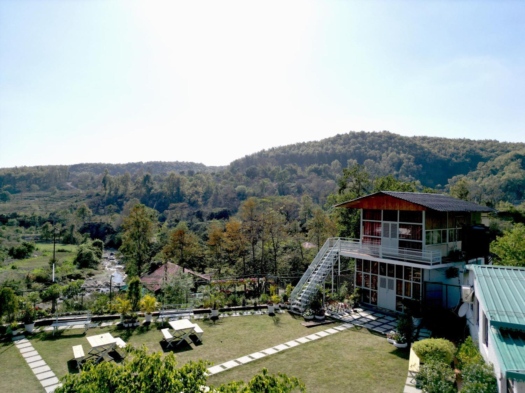 Saraiville Dehradun Extérieur photo